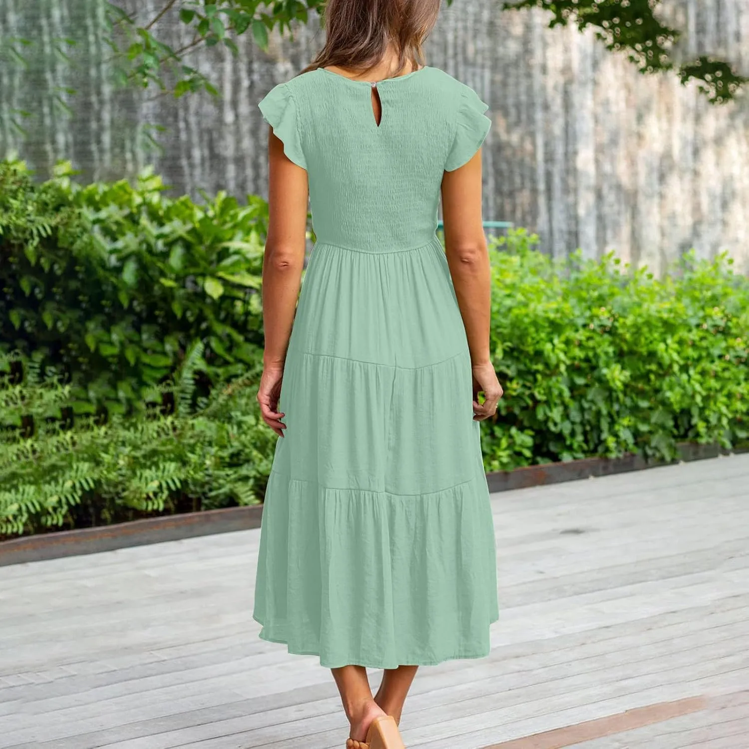 Long Flowy Dress for Women Cap Sleeve Smocked Maxi Dress A Line Wedding Guest Dresses Round Neck Tiered Sundress